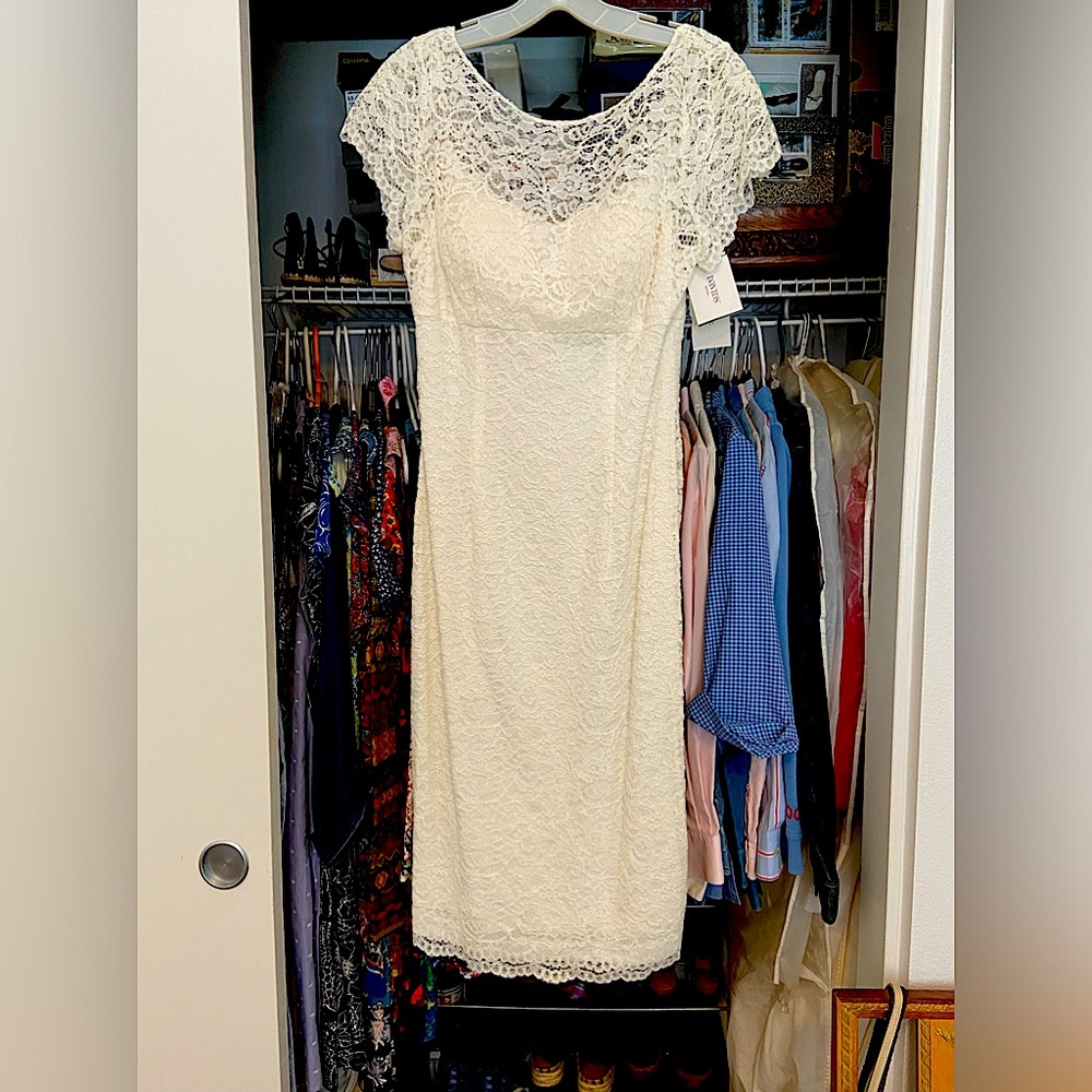 Db Studio David’s Bridal Lace Ivory MIDI Wedding Dress. Size 8